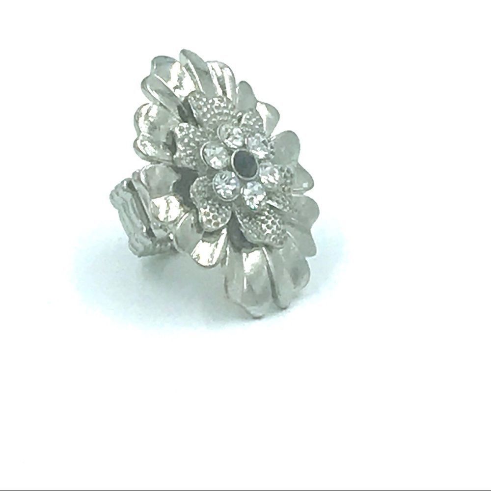 Silvertone Large Snowflake Ring